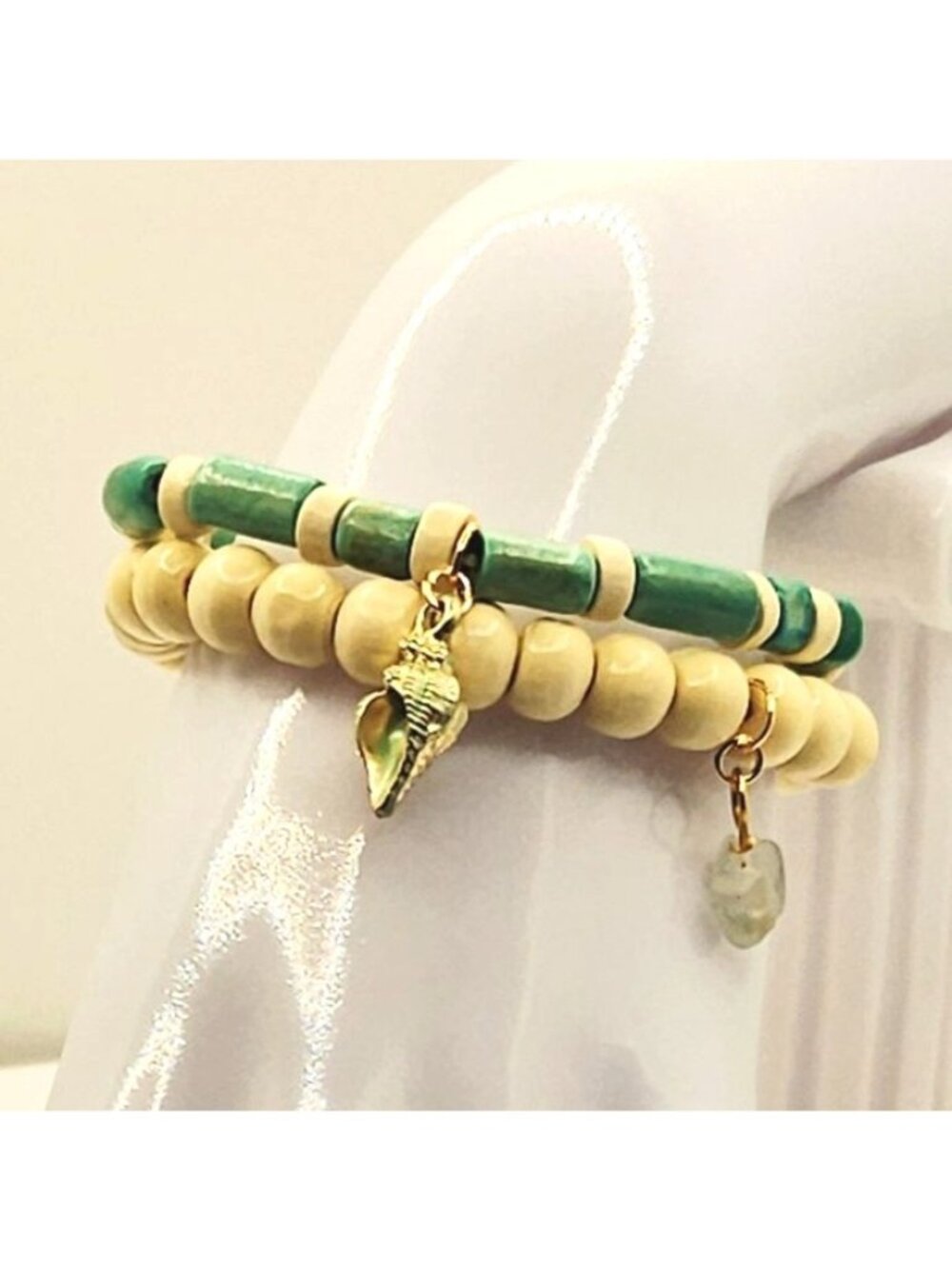Coastal Shell Bracelet Set, Beachy Green Bracelet Stack, Neutral Boho Bracelets